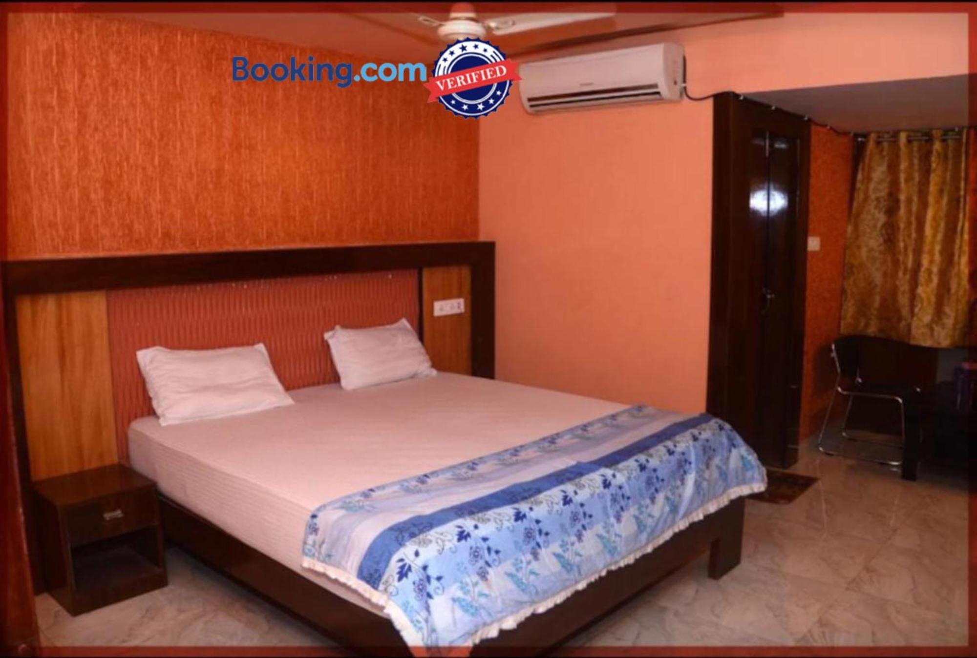 Hotel Swastik Guest House Varanasi - Perfect Location And Comfortable Room Luaran gambar